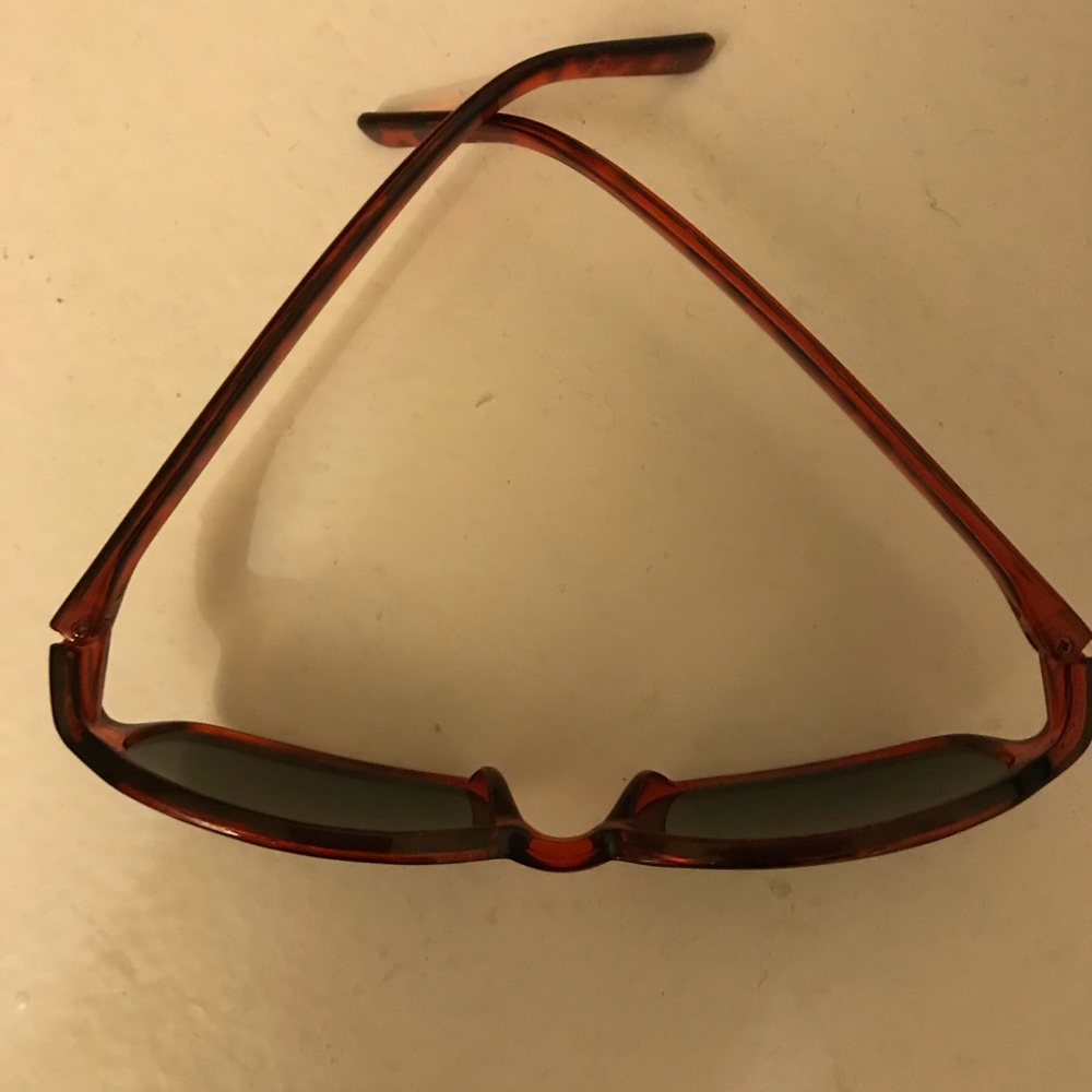 Red tortoise small rectangular frame sunglasses - Picture 2 of 4